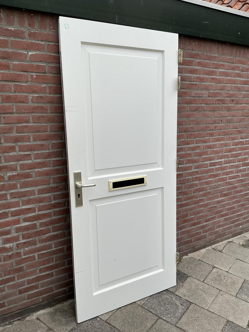Voordeur (D)