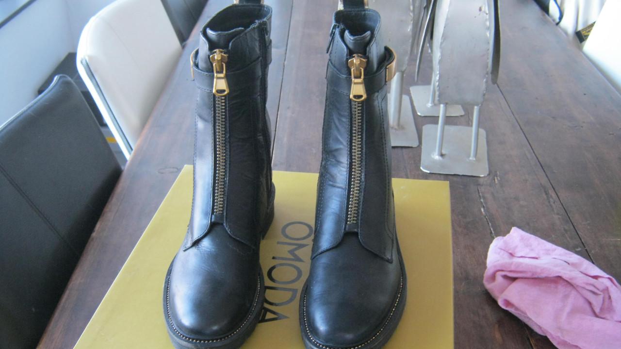 NIEUW LAARZEN LEER MAAT 37 VOOR 40 EURO