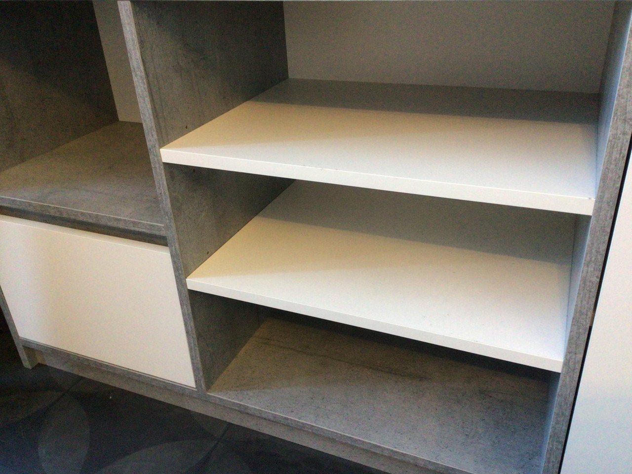 Mooi dressoir.