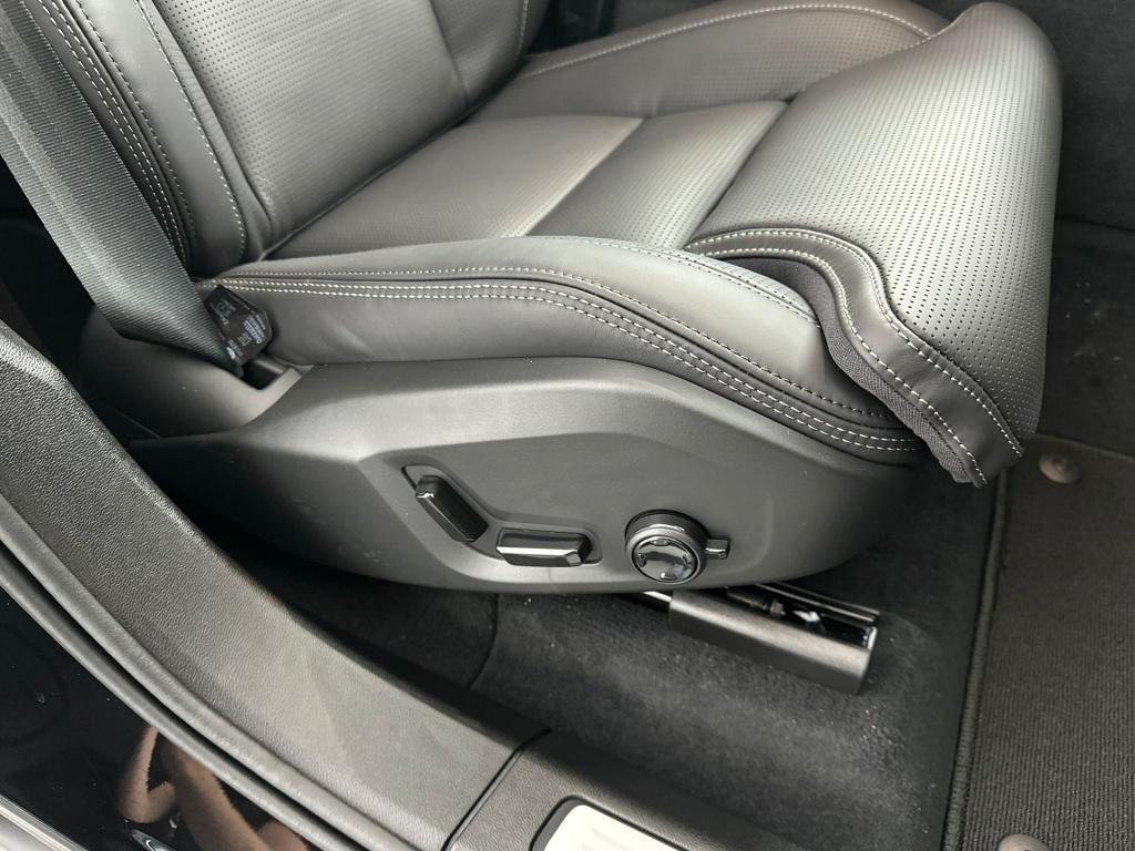 Volvo XC60 t8 awd gt ultra black edition exec. edition