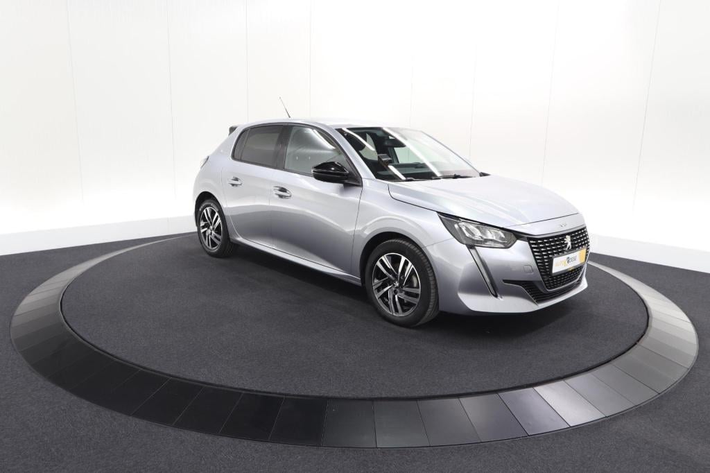 Peugeot 208 puretech 100 eat8 allure pack | camera | navigatie | apple carp