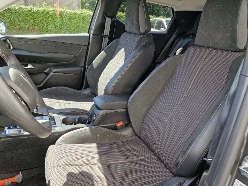 Ds Ds 3 130 pk automaat performance line | pack techno full options