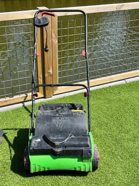 Grasmaaier + grastrimmer + verticuteermachine