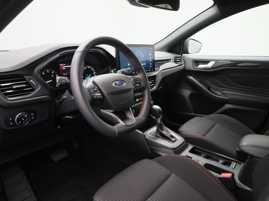 Ford Focus wagon 1.0 ecoboost hybrid st-line aut. | winterpack | climate co