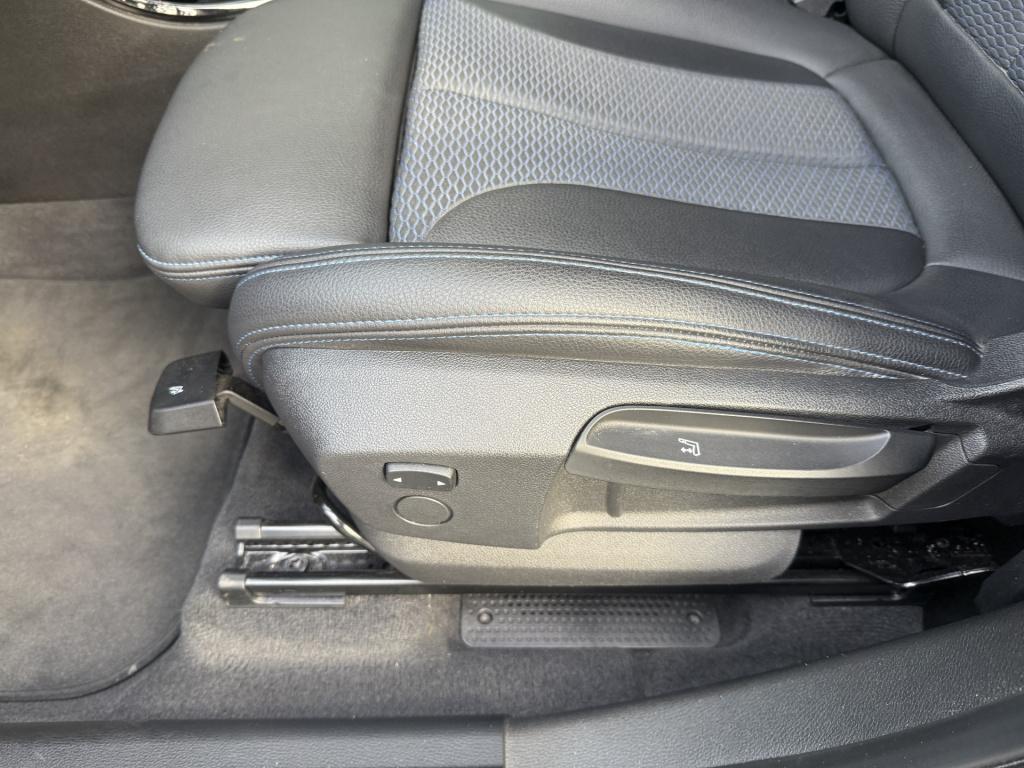 BMW X1 sdrive18i automaat high executive m-sportpakket