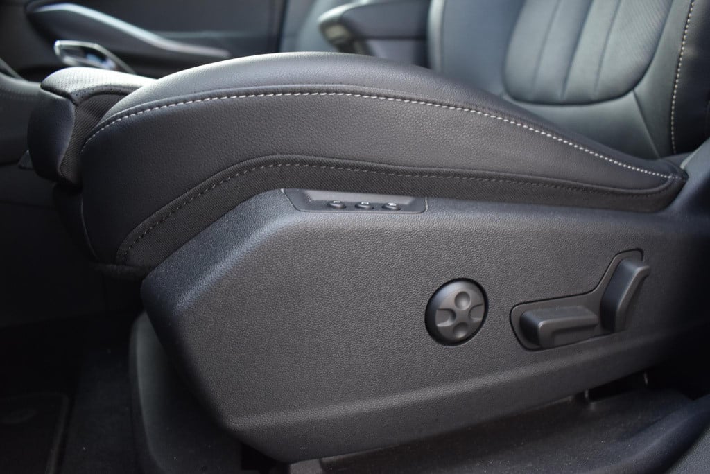 Opel Grandland 1.6 turbo plug-in hybrid ultimate | leder | winterpakket | e