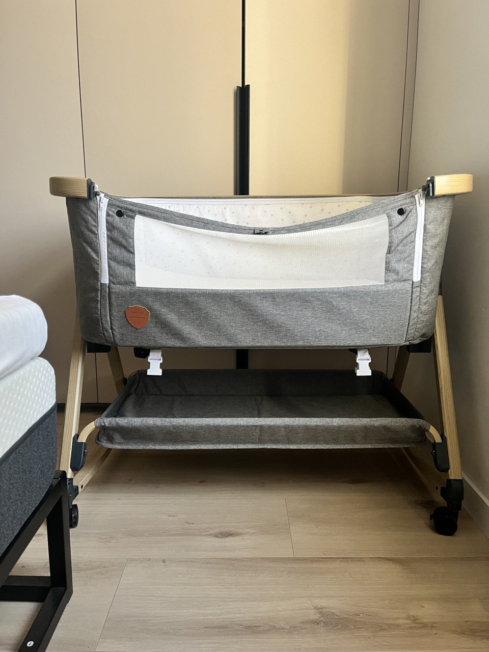 Co-sleeper
