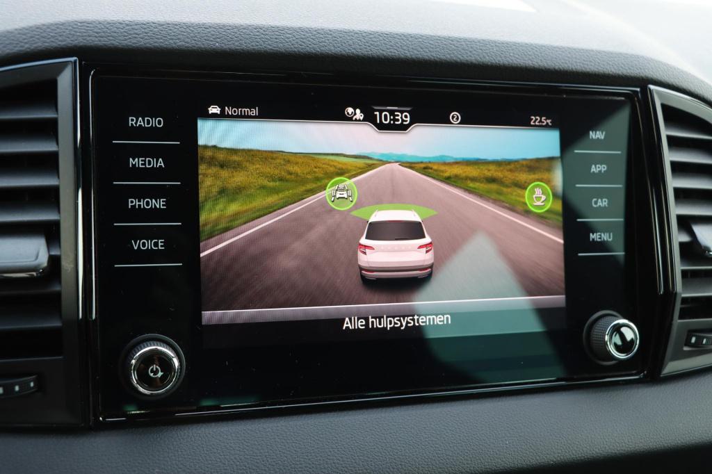 Skoda Karoq 1.5 tsi sportline business 150pk dsg7