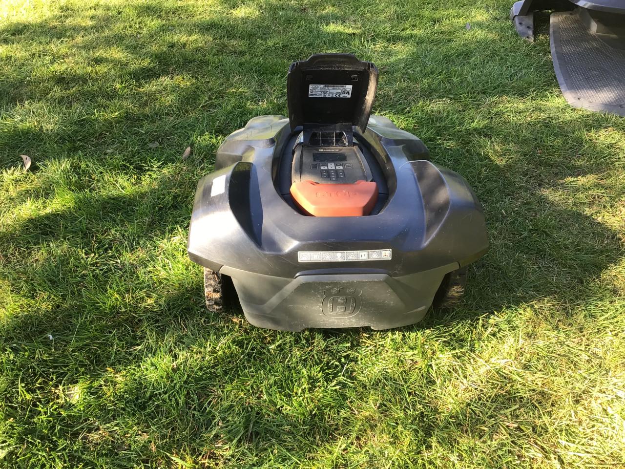 HUSQVARNA ROBOTMAAIER 430X