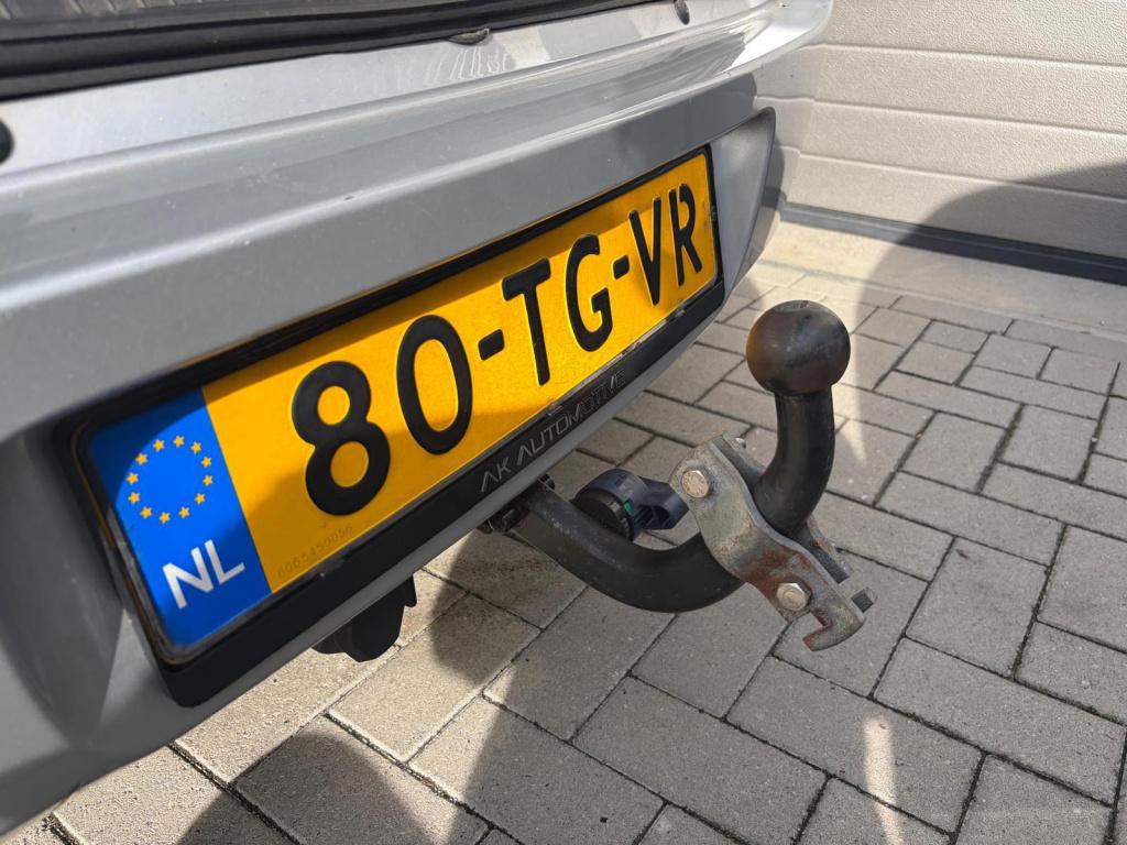 Opel Meriva 1.6-16v enjoy/automaat/129.000 nap/airco/trekhaak/