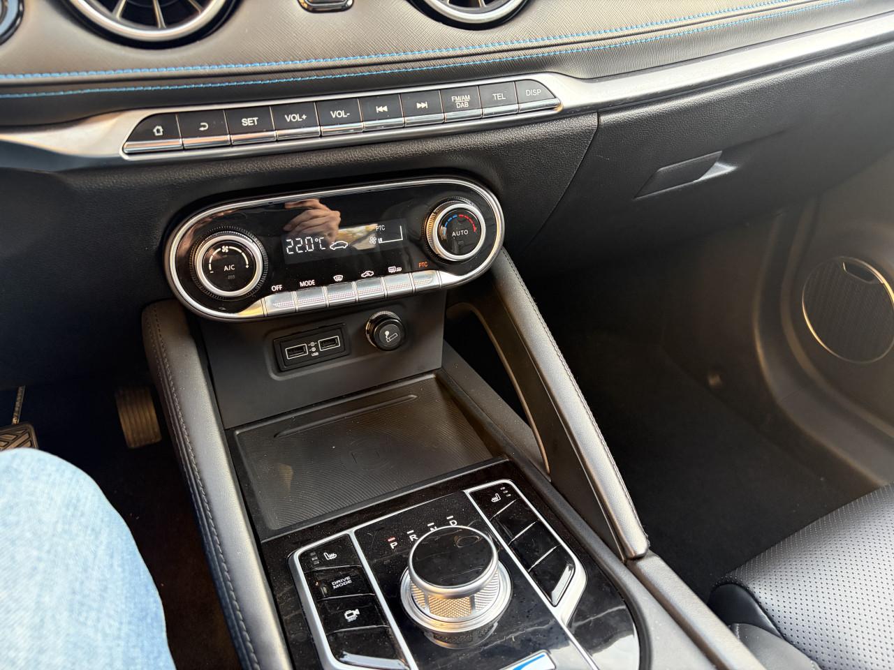 Seres 3 54kw 2022 Automaat 360 CAMERA KEYLESS NAVI PANODAK 20.800KM