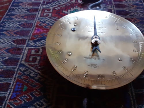 Te koop antieke bascule