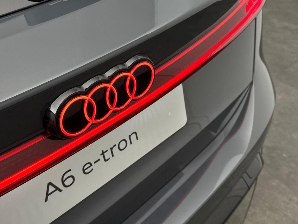 Audi A6 Avant E-tron s edition e-tron 100kwh 270 kw / 367 pk avant elek