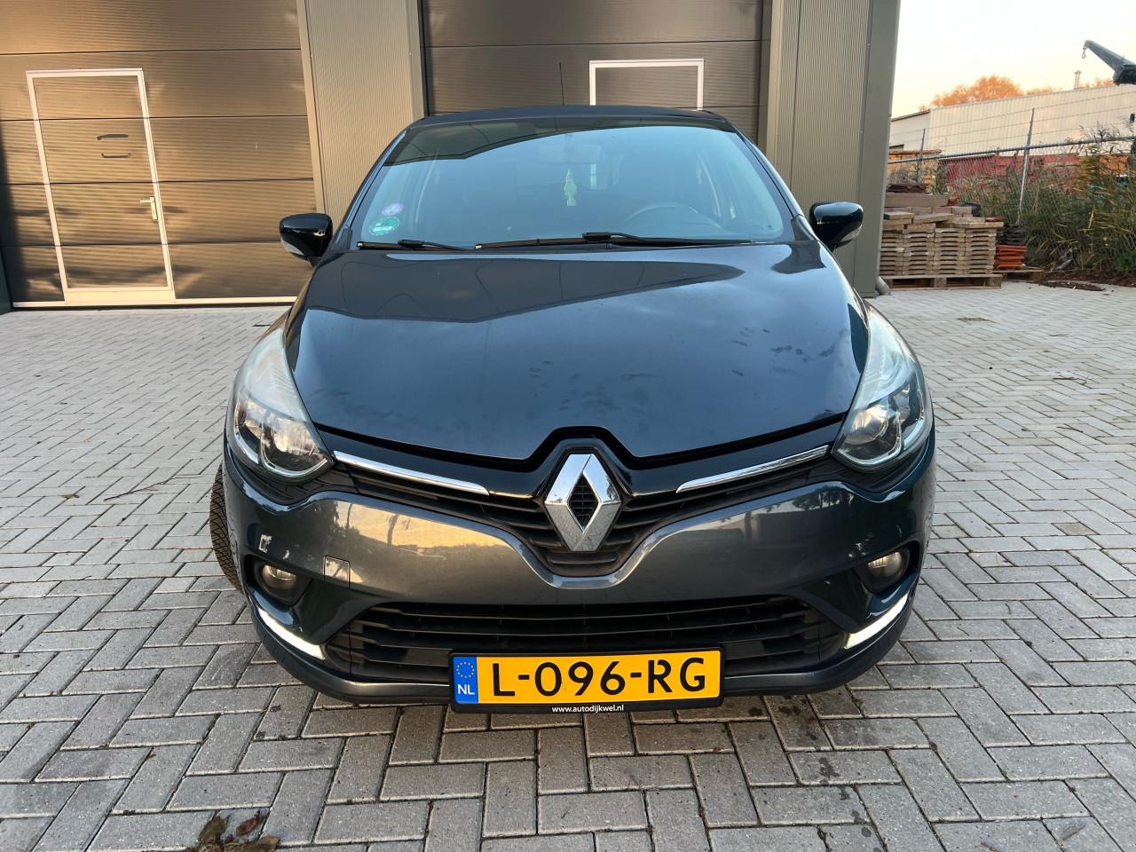 Renault Clio 1.2 Night & Day Limited edtion 148.567km