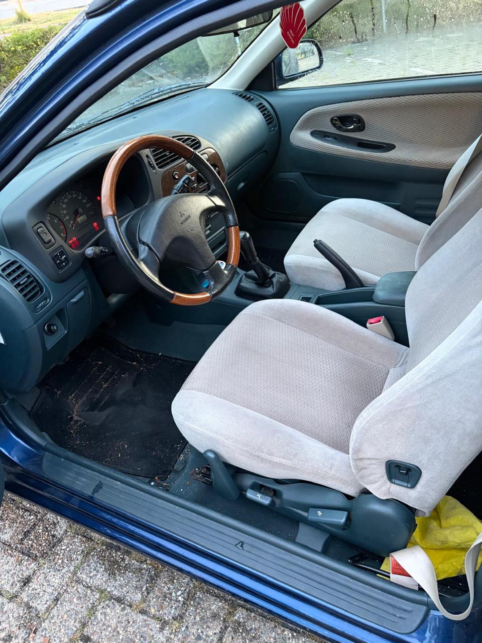 Mitsubishi colt glx