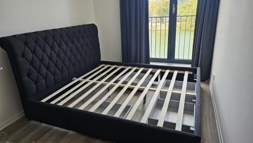 180×200 Meubella bed met opberglades – donkergrijs