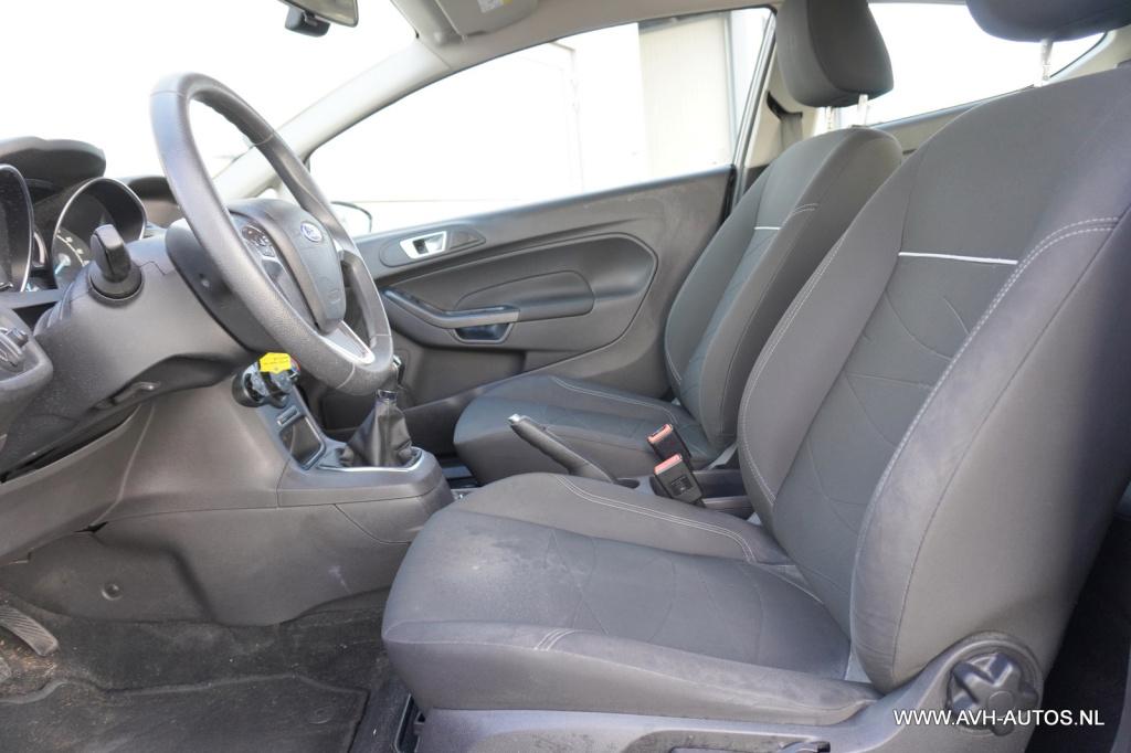 Ford Fiesta 1.0 style
