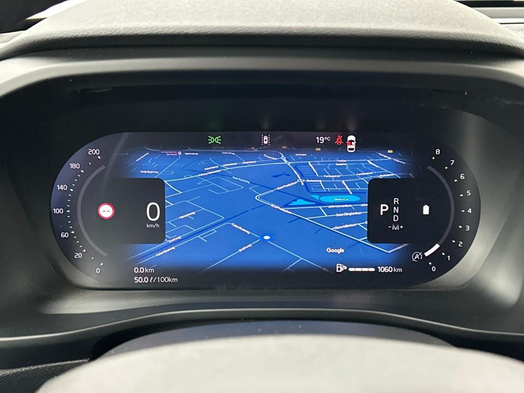 Volvo XC40 b4 197pk plus dark| camera| trekhaak| adap.cruise| h&k audio