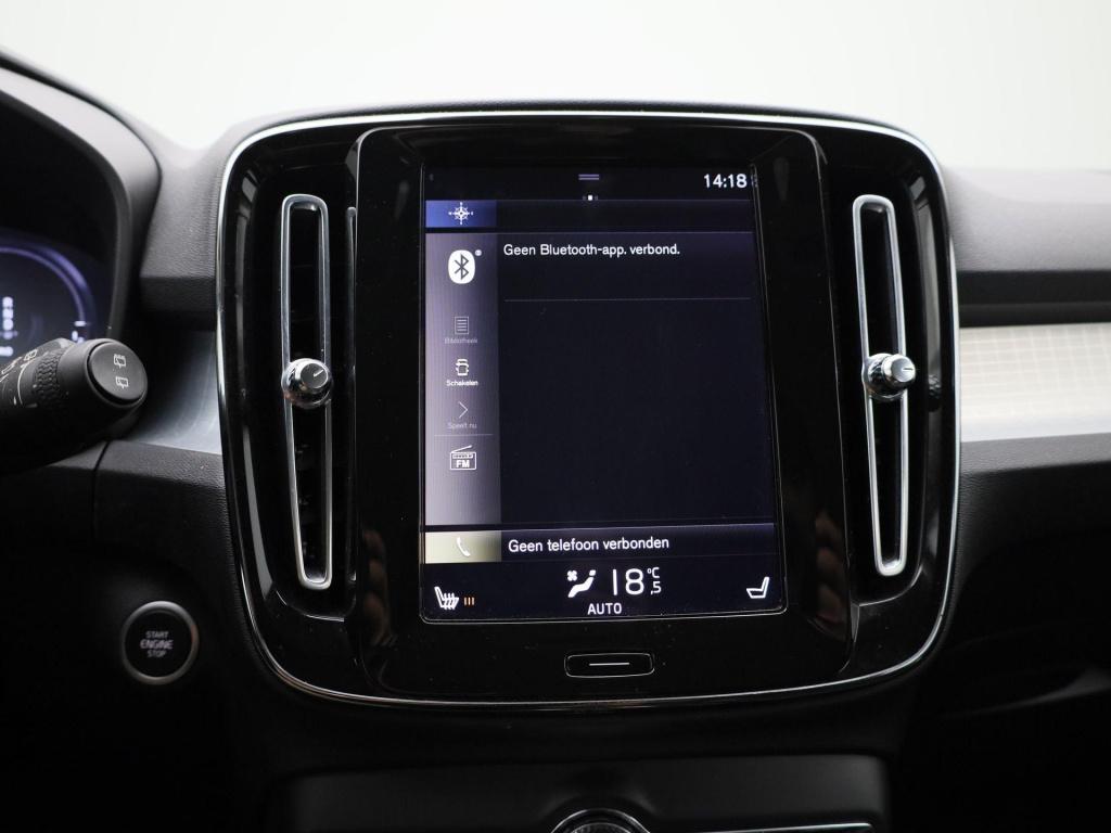 Volvo XC40 1.5 t5 recharge inscription expression | automaat | apple carpla