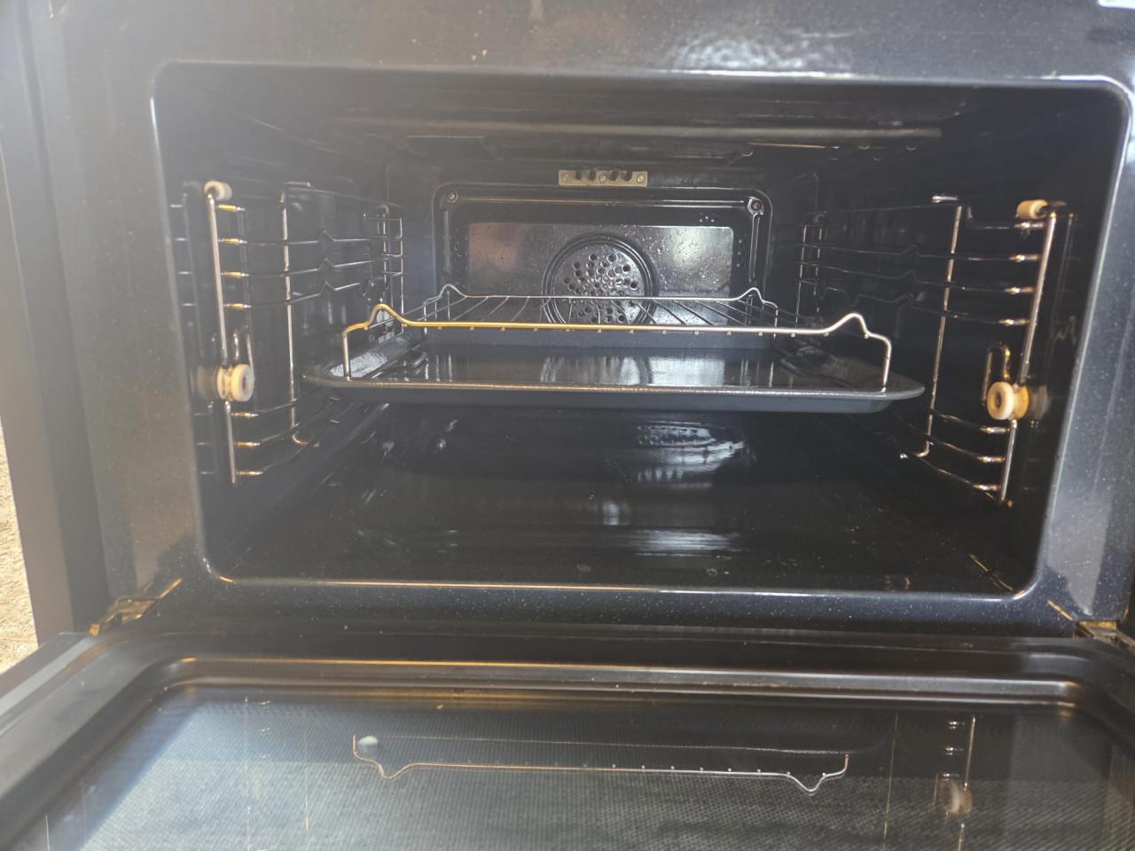 Combi oven/ magnetron
