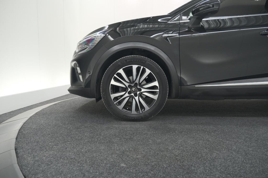 Renault Captur tce 130 edc initiale paris | trekhaak | adaptieve cruise con