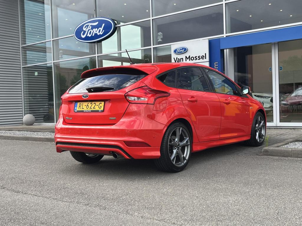 Ford Focus 1.5 st-line | cruise control | achteruitrijcamera | navigatie | 