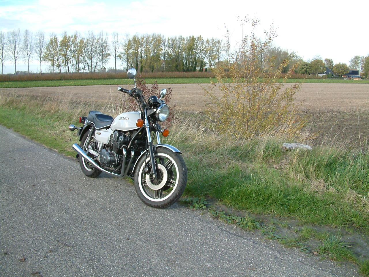 Motor 750 K  1981  goede motor  rijdt goed  sterk en goed blok