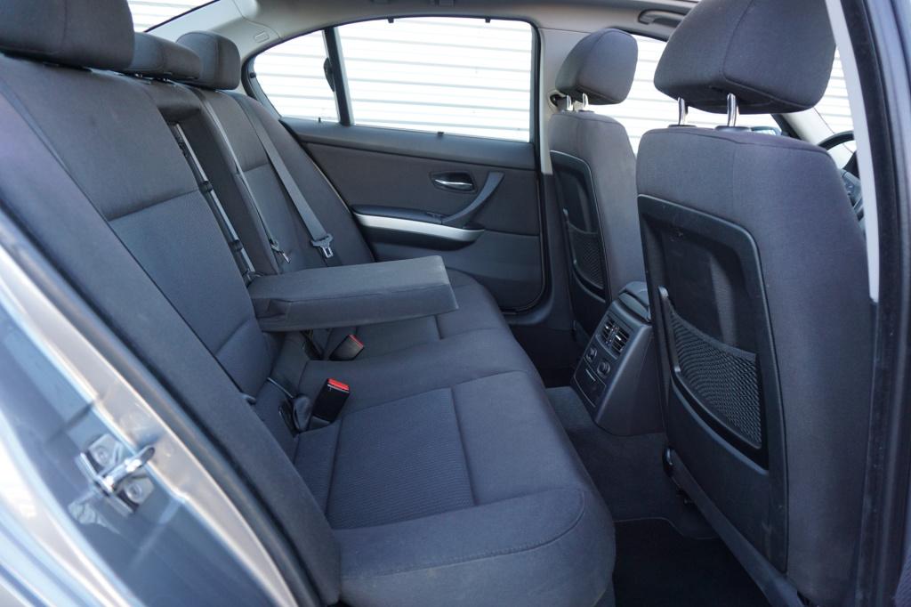 BMW 3-serie 318i business line climate / navi / cruise / pano / elektr. ram