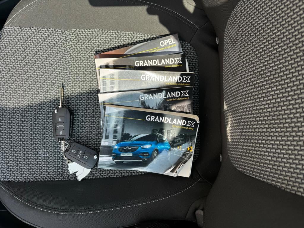 Opel Grandland X 1.2 turbo innovation