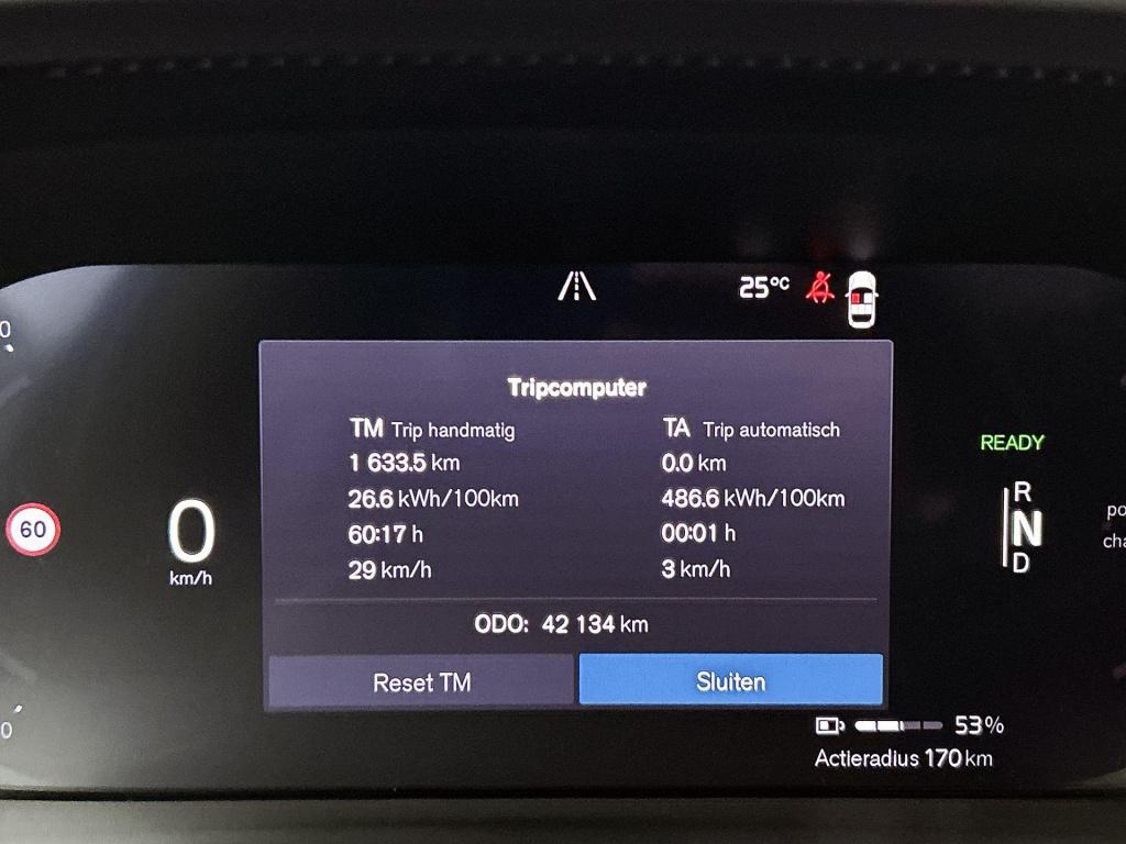 Volvo XC40 recharge p8 awd r-design | panoramadak | trekhaak | harman kardo
