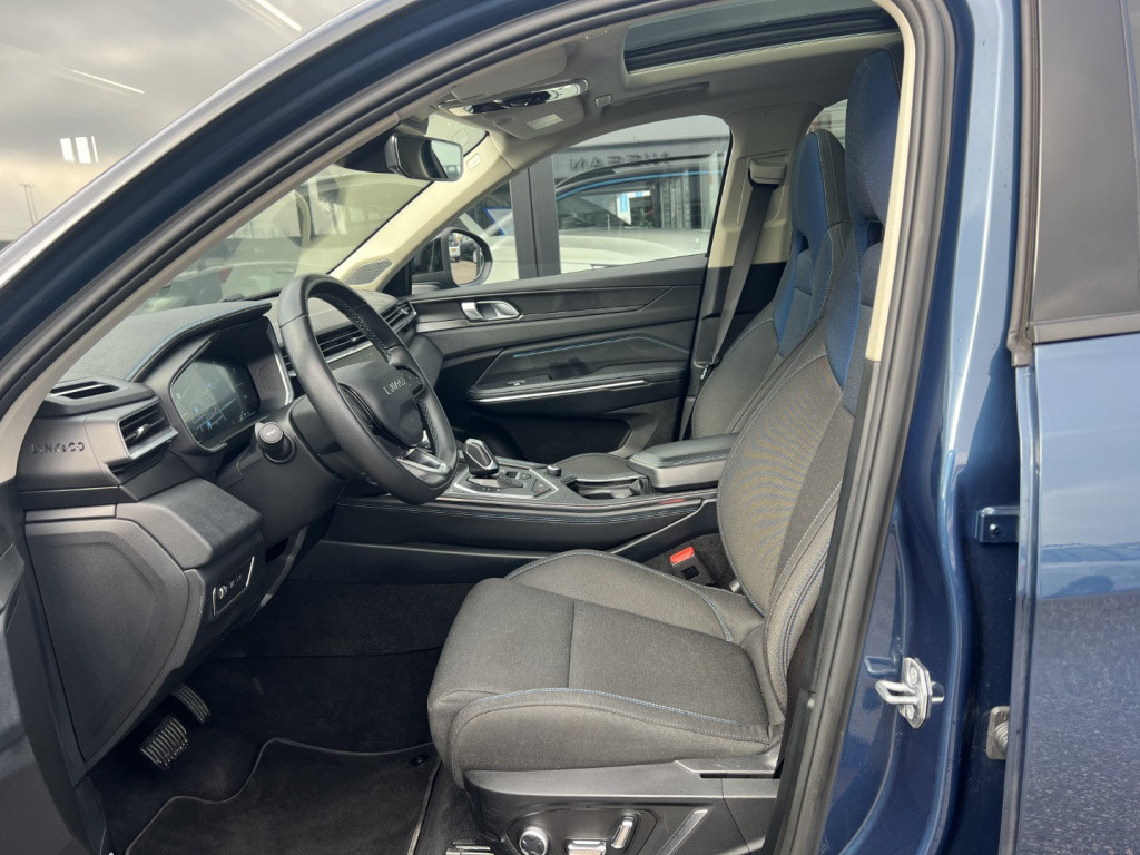 Lynk & Co 01 1.5 261pk plug in hybrid , 360 camera