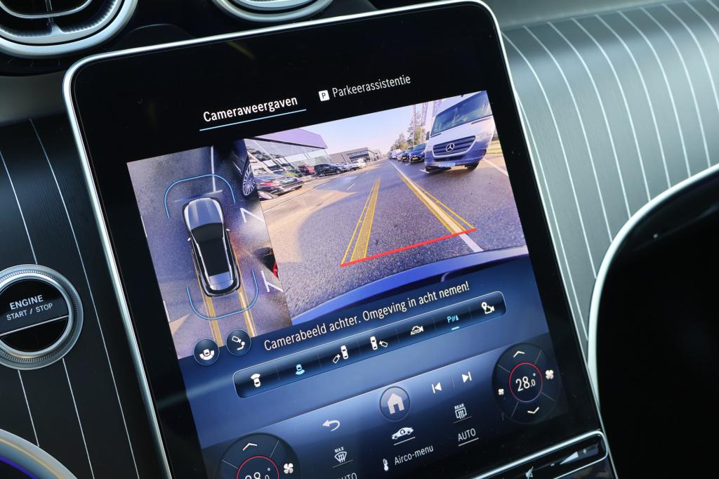 Mercedes-Benz Glc 300e 4matic amg line l techniek pakket l luchtvering l pa