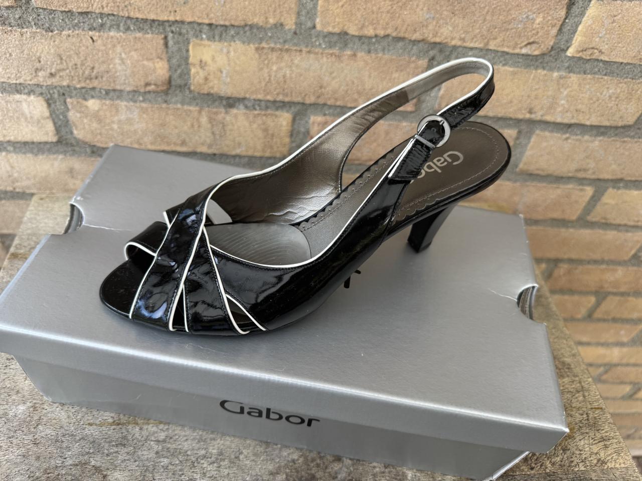 Gabor slingback pumps