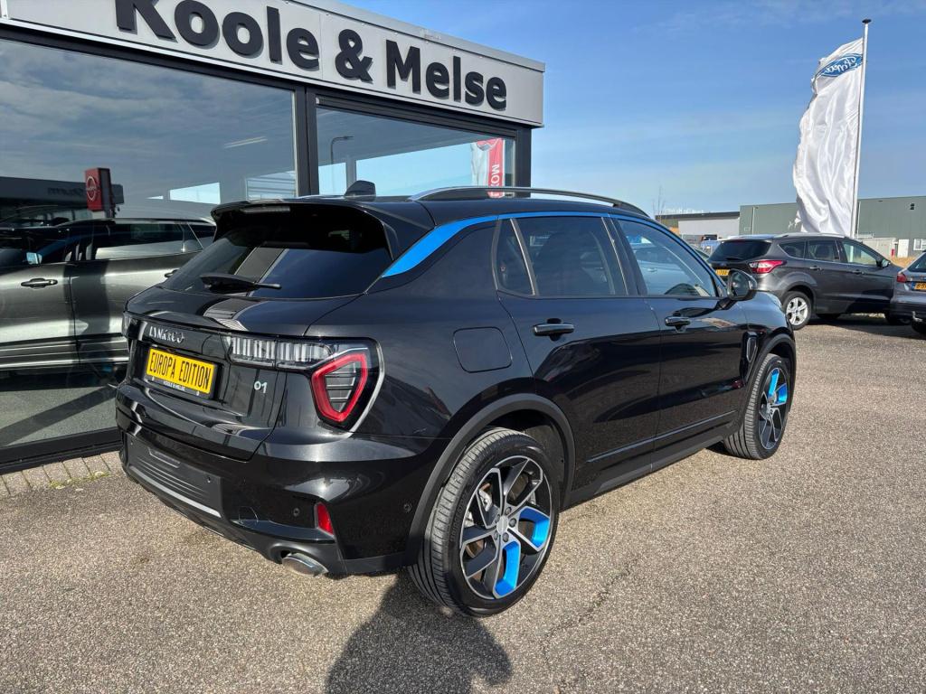 Lynk & Co 01 261pk phev, plug in hybrid , 360 camera, pano dak , cap play ,