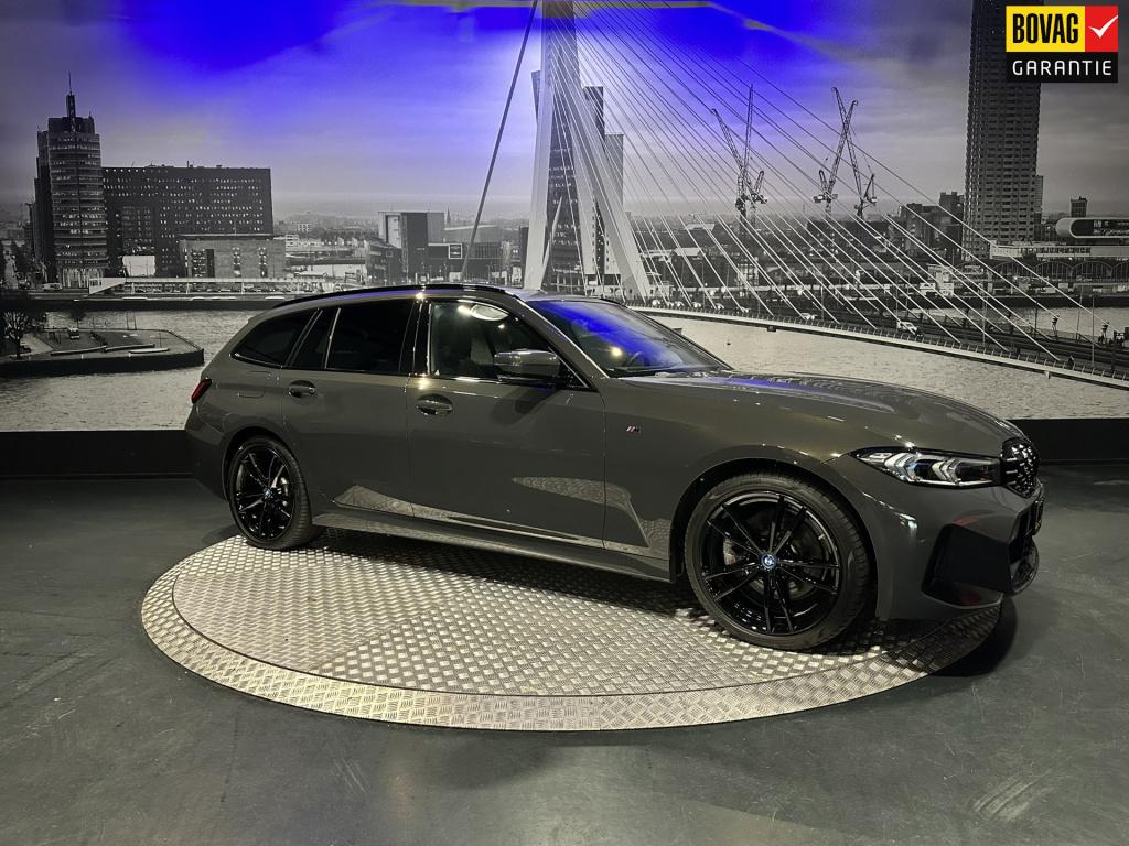 BMW 3-serie touring 330e *dravitgrau*pano*hud*trekhaak*