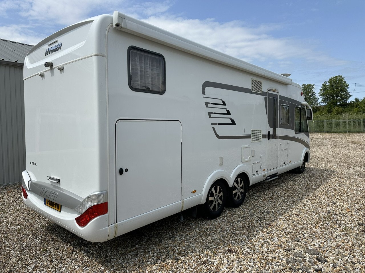 Hymer B 778 SL Automaat - C1 Rijbewijs, 2016, 74000, jaar APK, Bovag, beurt