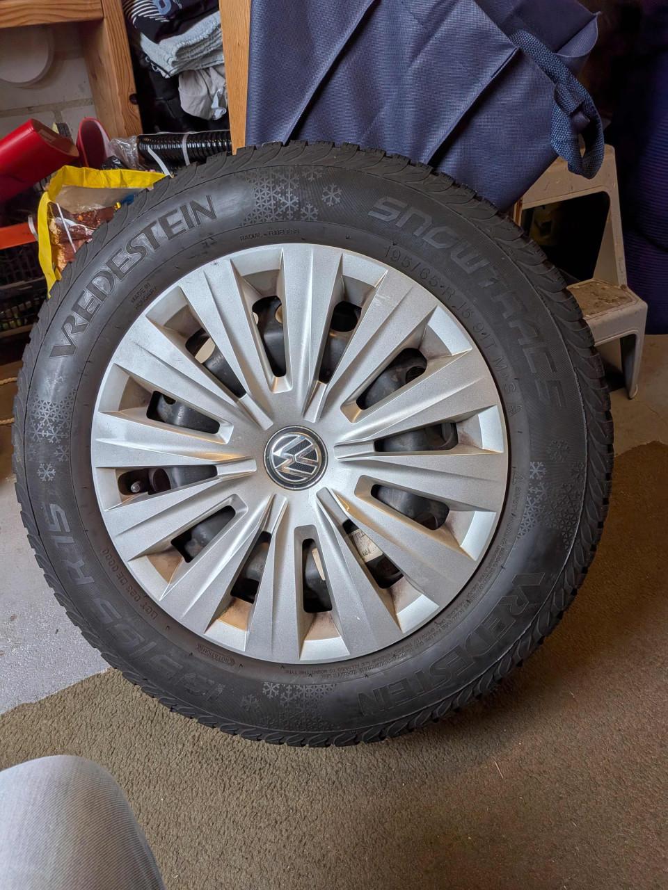 Winterbanden set Vredestein 195/65 R15 (Gereserveerd)