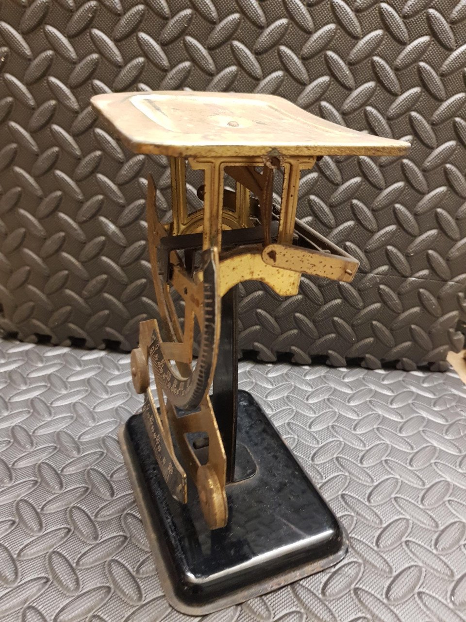 Bilateral Brievenweegschaal jaren 50 Brocante