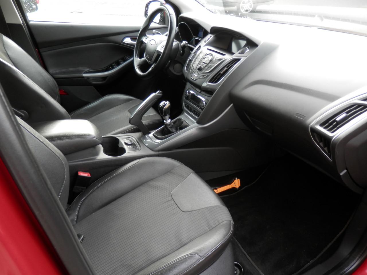 Auto Garant Biedt Aan: Ford Focus 1.6 First Edition