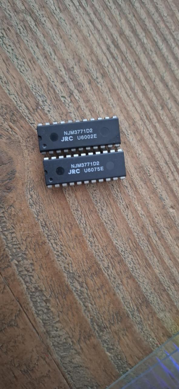 ClayPaky Alpha Spot 575 HPE 2 X 1 defect+ reserve onderdelen.