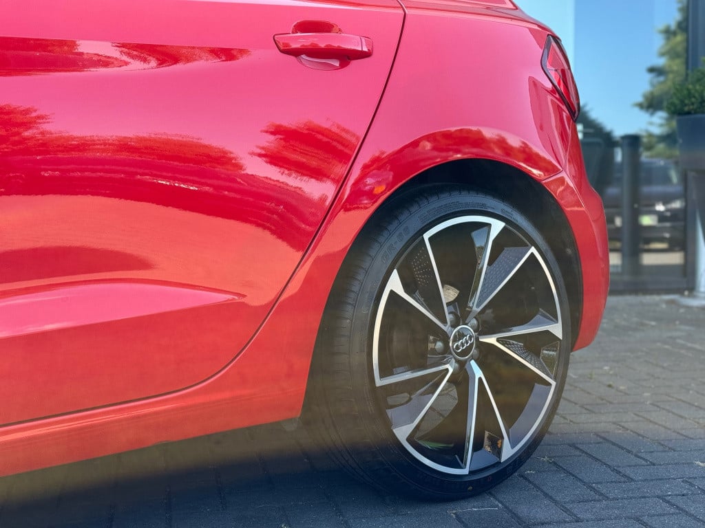 Audi A1 Sportback 30 tfsi * led * stoelverwarming * pdc * virtual cockpit