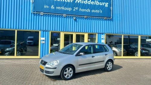 Volkswagen POLO 1.2 12v Trendline 5deurs bj:2005 airco lm-velgen