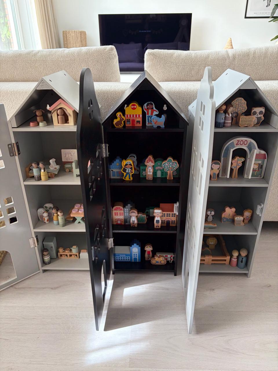 Grachtenpanden HEMA met Little Dutch en HEMA inrichting