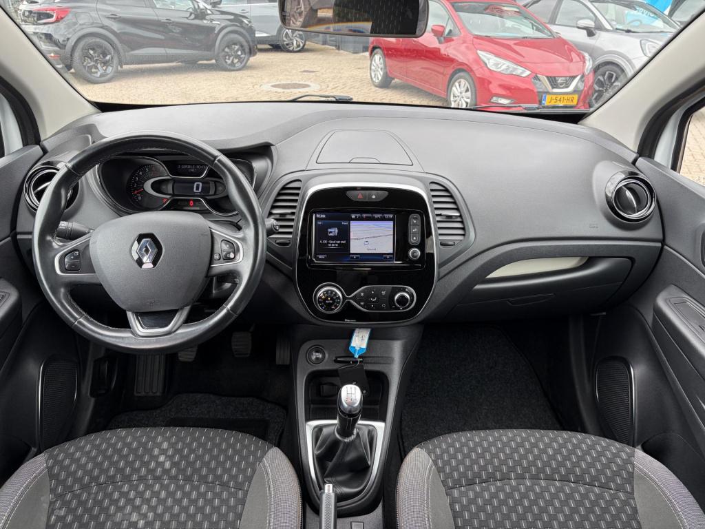 Renault Captur 0.9 tce intens + trekhaak!