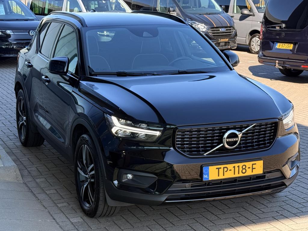 Volvo XC40 2.0 t4 r-design 191 pk | acc | camera | dab | navi