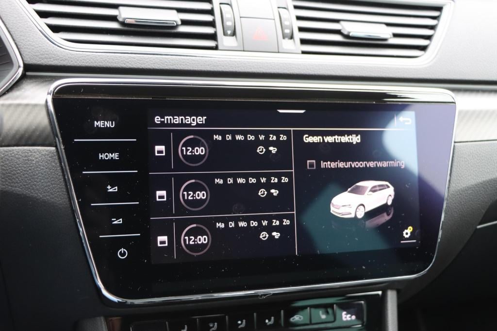 Skoda Superb combi 1.4 tsi iv sportline business 218pk dsg6