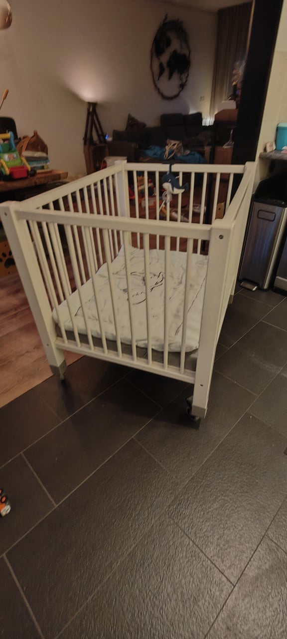 Baby box op wielen