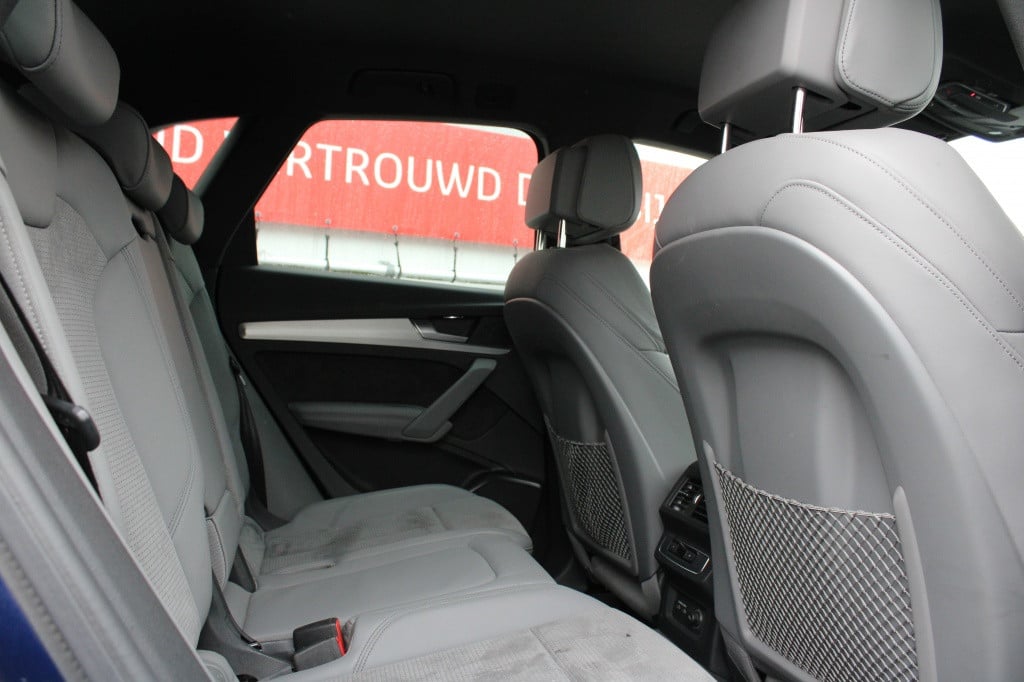 Audi Q5 45 tfsi quattro s edition full options