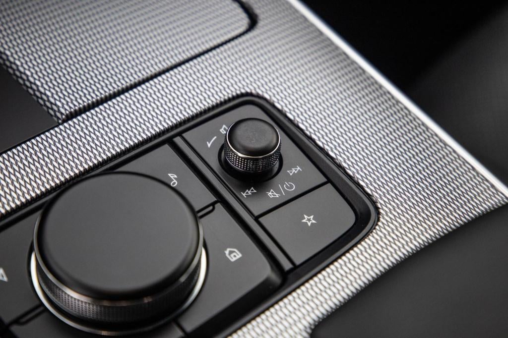 Mazda Cx-60 2.5 e-skyactiv phev homura stoelverwarming / carplay / dealer a