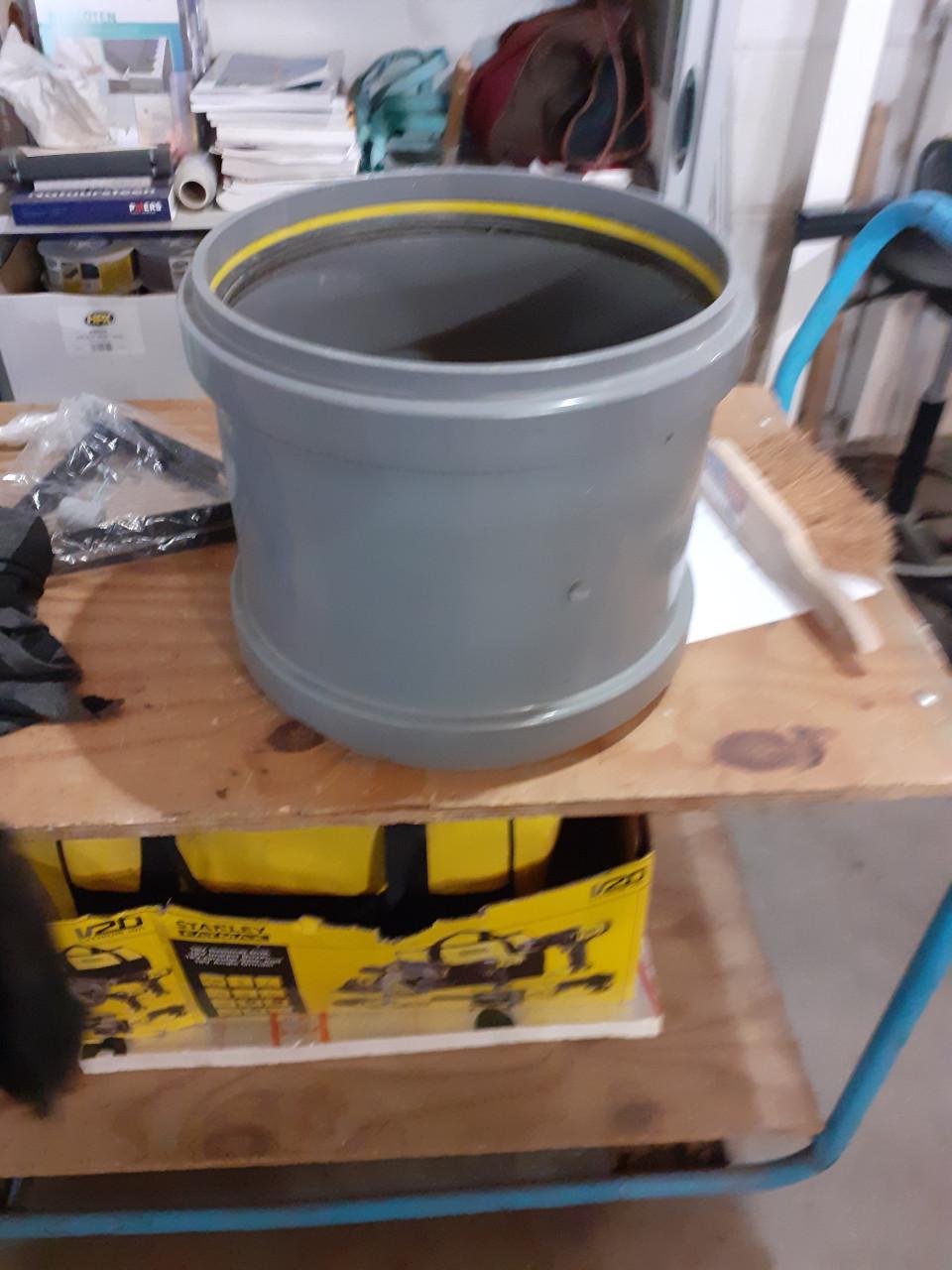 2 stuks 315 mm pvc steekmof voor 40 euro, koffie gratis